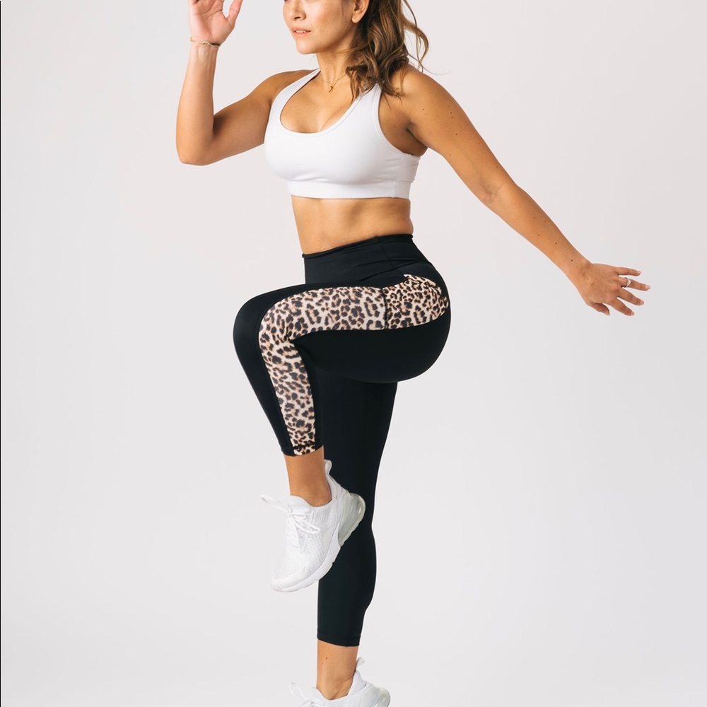 Zyia Leopard Brilliant Leggings